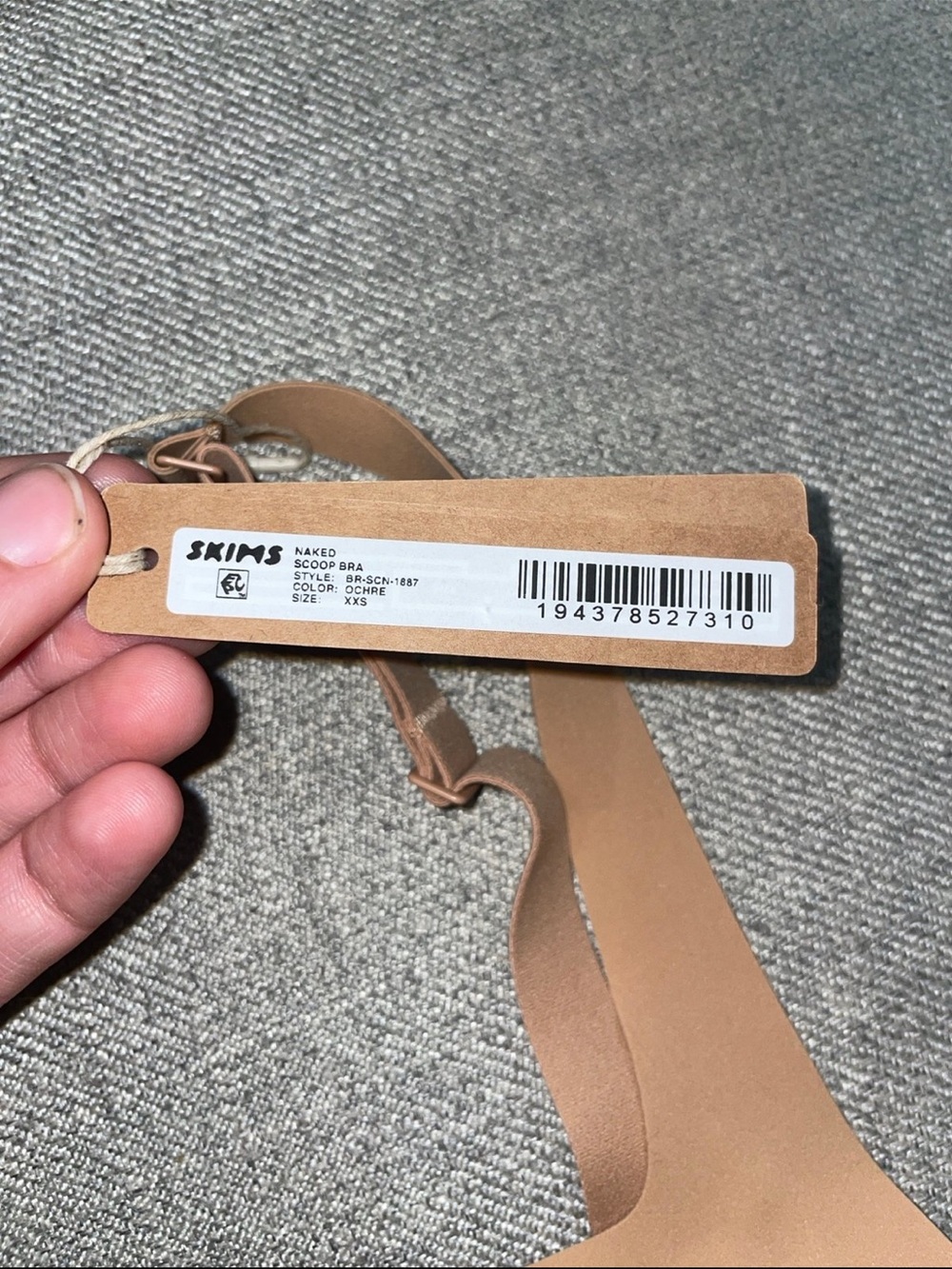 Skims Naked Scoop bra NWT - Picture 4 of 6